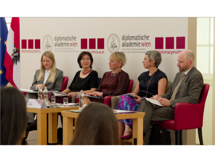 Public Panel